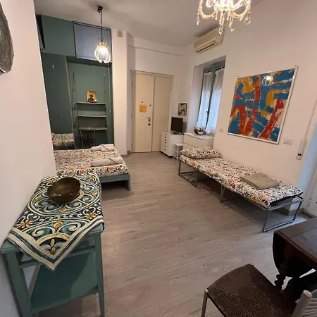 Cozy Near Vaticano Apartment Rome